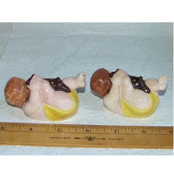 Vtg Rockabye Baby & Puppy Salt & Pepper SHAKER SET, Figural Child & Dog - Picture 3 of 7